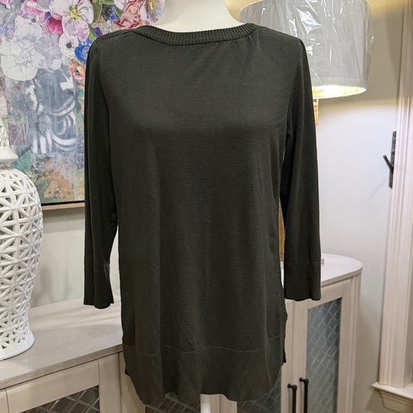Cable & Gauge Tops - Cable & Gauge Olive Green Women's Top Large